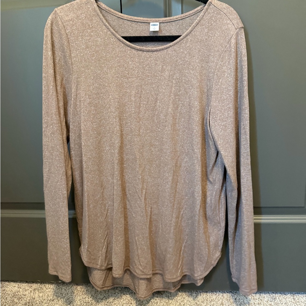 Women’s  Long-Sleeve Crewneck Top - Taupe
